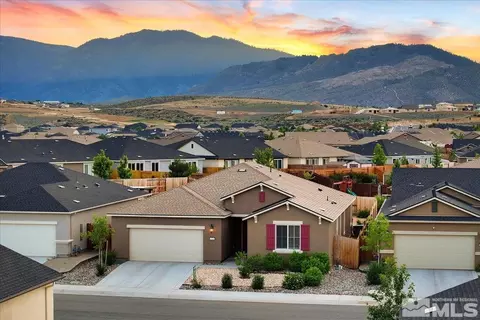 6736 Lookout Peak Dr, Carson City, NV 89701