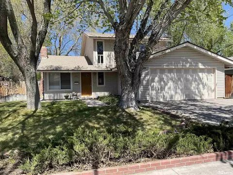 854 Glen Molly Dr, Sparks, NV 89434