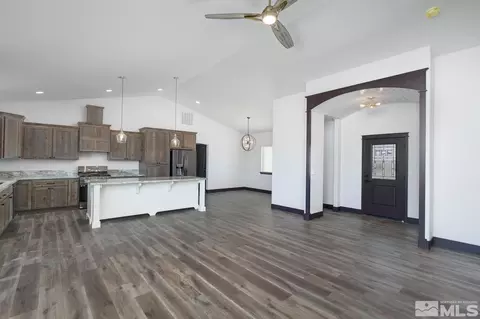 1857 Davis Ln, Fallon, NV 89406 photo 3
