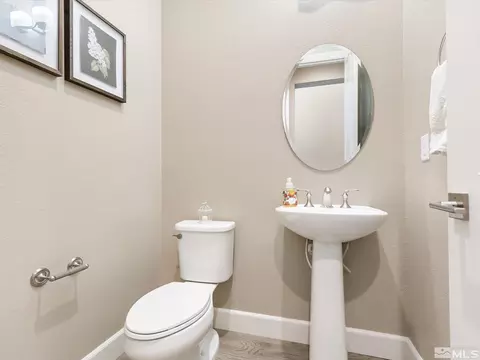 9321 Mayfair Way, Reno, NV 89521 photo 7