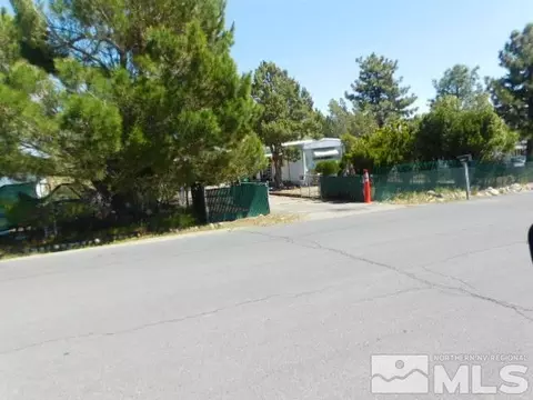 6150 Leon Dr, Sun Valley, NV 89433
