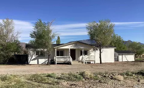 46 N Rainbow Dr, Dayton, NV 89403