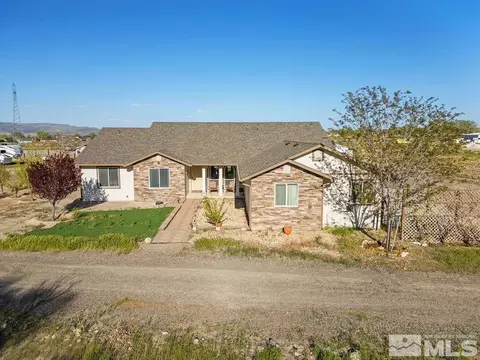 1110 Vonnie Ln, Fernley, NV 89408