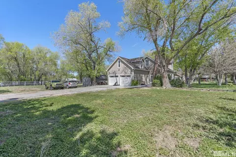 785 Andrew Ln, Reno, NV 89521 photo 4