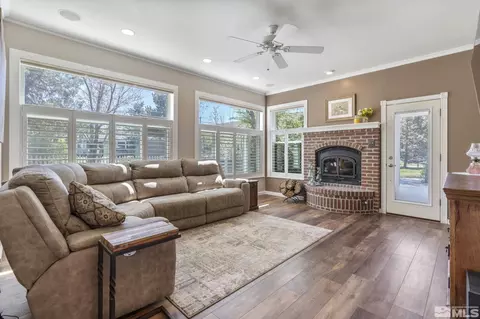785 Andrew Ln, Reno, NV 89521 photo 8