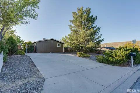 5106 Valley Hi Dr, Sun Valley, NV 89433