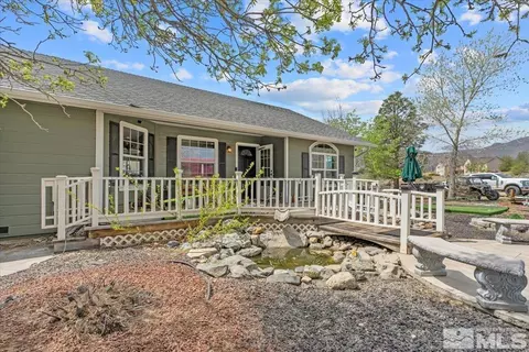 125 River Rd, Dayton, NV 89403