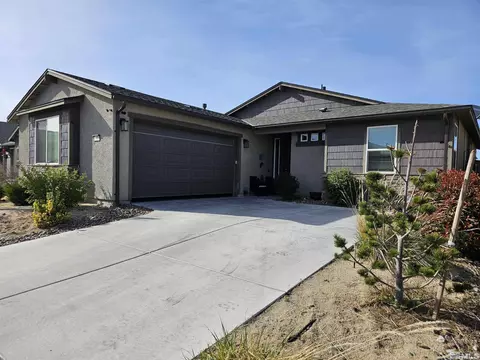 1191 Silver Coyote Dr, Sparks, NV 89436