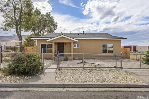345 Westbrook Ln, Reno, NV 89506
