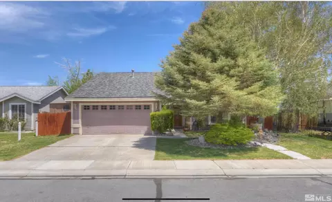 506 Sugarloaf Dr, Dayton, NV 89403
