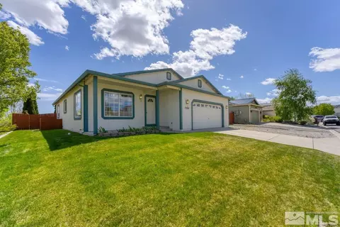 7394 Matisse Ct, Sun Valley, NV 89433