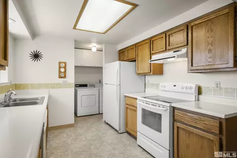 90 E Sky Ranch Blvd, Sparks, NV 89441 photo 10
