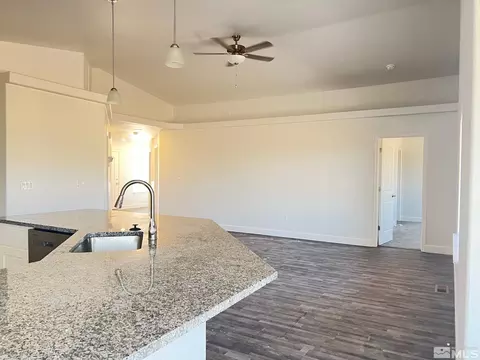 842 Great Basin Ln, Fallon, NV 89406 photo 5