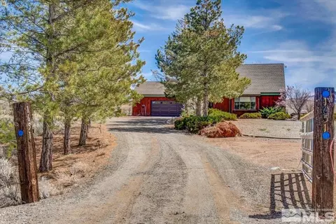 1651 Finch Dr, Gardnerville, NV 89410