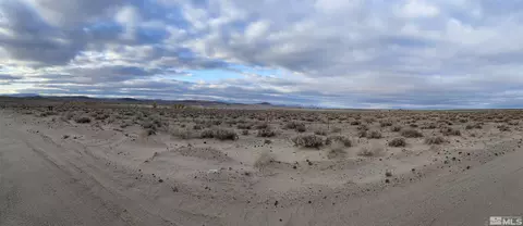 15380 Hoover Dr, Fallon, NV 89406 photo 2
