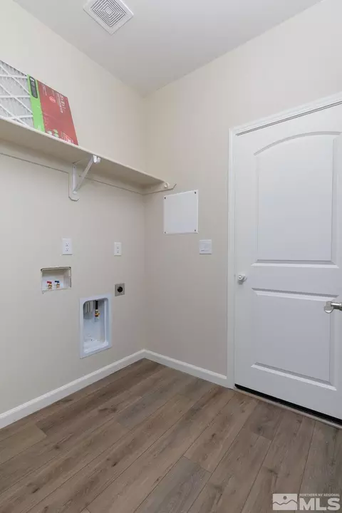 2413 Verona, Fallon, NV 89406 photo 18