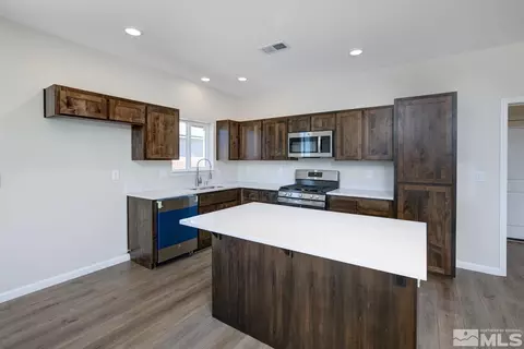 2413 Verona, Fallon, NV 89406 photo 6