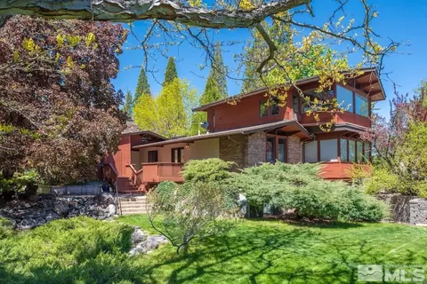 2710 Del Monte Ln, Reno, NV 89511