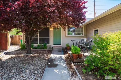1736 Rock Ct, Carson City, NV 89701