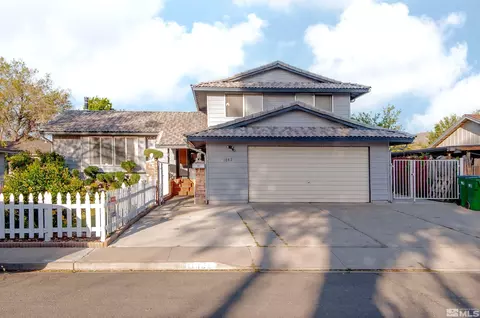 1082 E Greenbrae, Sparks, NV 89434