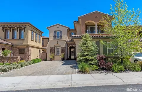 10790 Serratina Dr, Reno, NV 89521