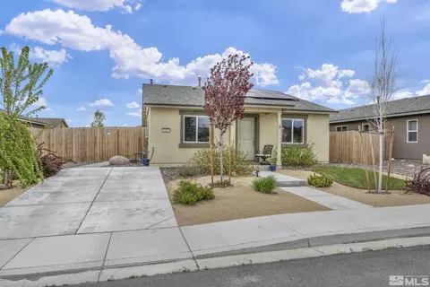 669 Goodsprings Dr, Reno, NV 89506