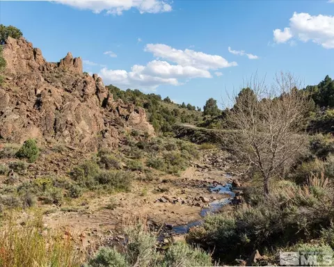 2880 Bullfrog Rd, Reno, NV 89521