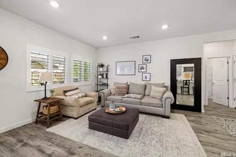 6610 Rusty Owl Dr, Sparks, NV 89436 photo 8