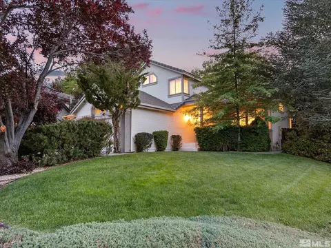 996 Mirror Lake Ct, Reno, NV 89511