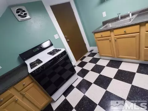 528 E 7th St, Reno, NV 89512 photo 16
