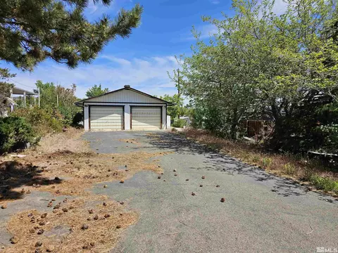 165 W 2nd Ave, Sun Valley, NV 89433