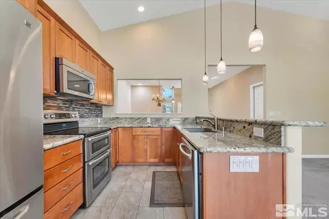 2736 Starr Meadows Loop, Reno, NV 89519 photo 10