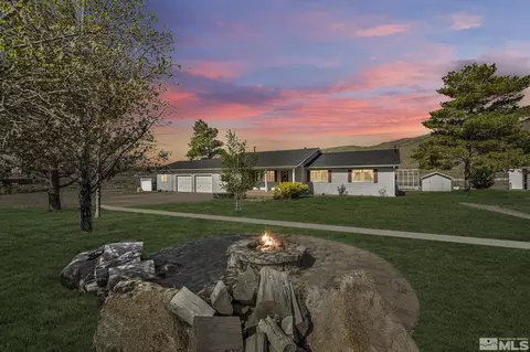 15555 Elkhorn Ln, Reno, NV 89506