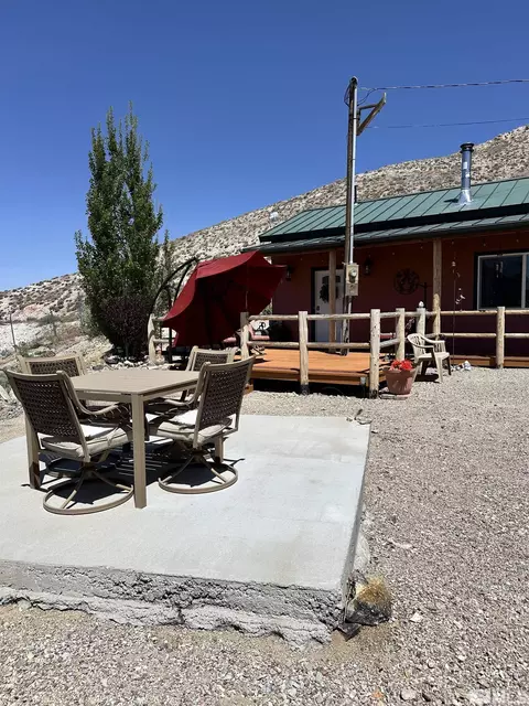 580 Silver Cir, Tonopah, NV 89049