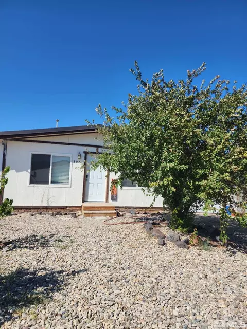 3306 Mount Oddie Ct, Tonopah, NV 89049