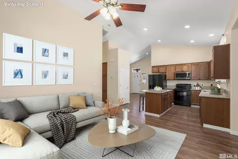 993 Floral Ridge Way, Sparks, NV 89436
