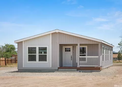 3904 Cherry St, Silver Springs, NV 89429