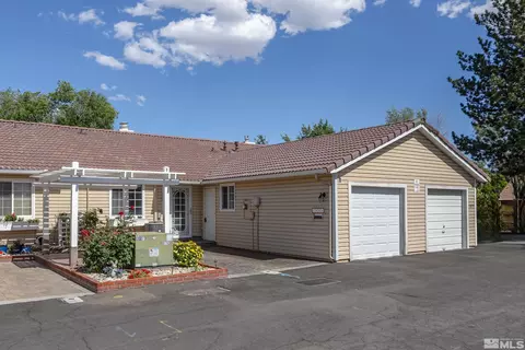 1035 Bradley Sq, Sparks, NV 89434