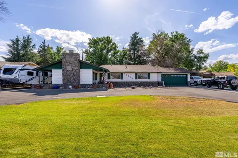 12090 S Hills Dr, Reno, NV 89511