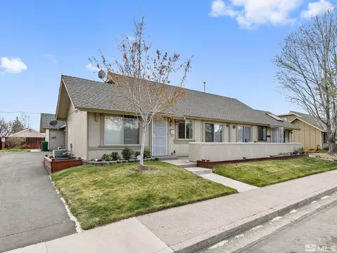 1711 London Cir, Sparks, NV 89431