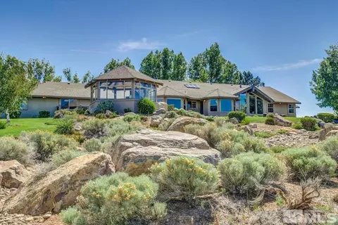 1525 Desert Gold Ct, Gardnerville, NV 89410