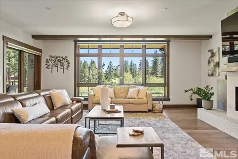 9 Beach Club Dr #117, Stateline, NV 89449