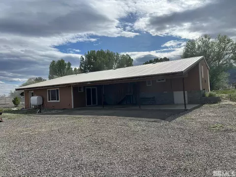 455 Richards Dr, Paradise Valley, NV 89426