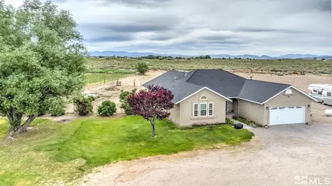 2800 Topaz Ln, Fallon, NV 89406