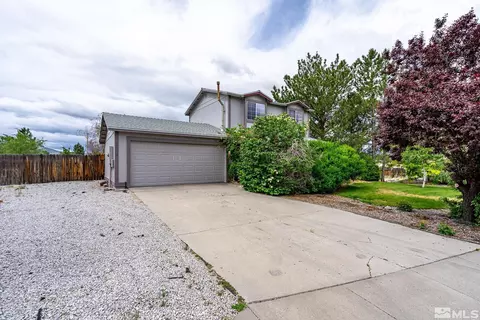 17210 Waxwing St, Reno, NV 89508