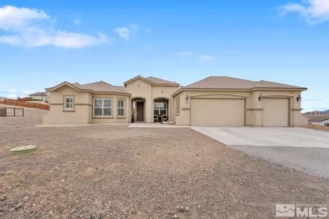 752 Seabiscuit Dr, Fernley, NV 89408