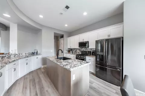 2230 Maple Leaf Trl, Reno, NV 89523 photo 8