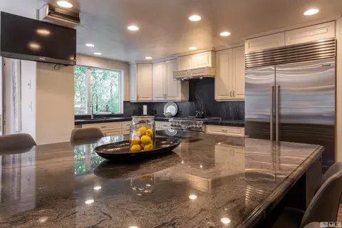 3222 Susileen Dr, Reno, NV 89509 photo 8