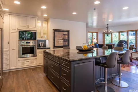 3222 Susileen Dr, Reno, NV 89509 photo 4