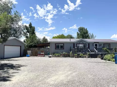 7040 Deer St, Winnemucca, NV 89445